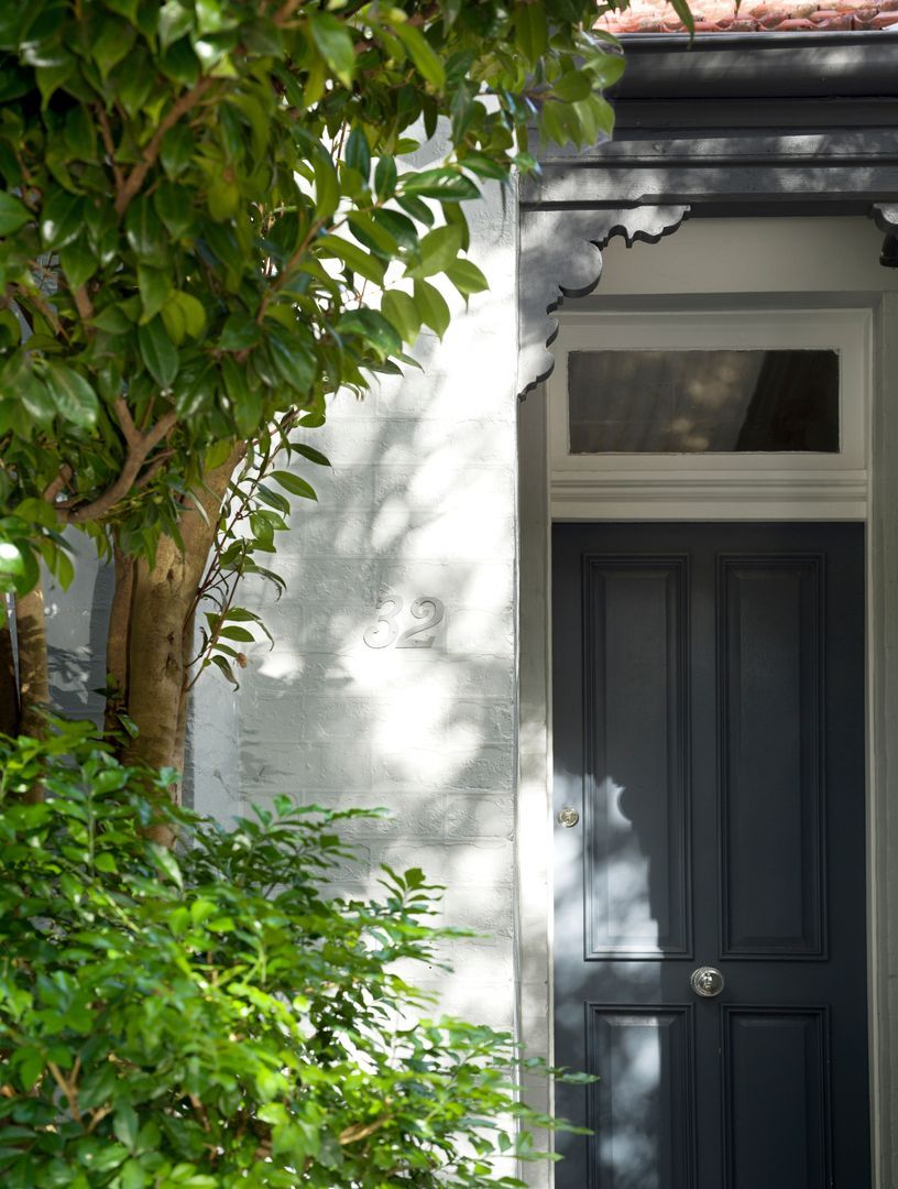Traditional detailing maintained within the front of the original cottage