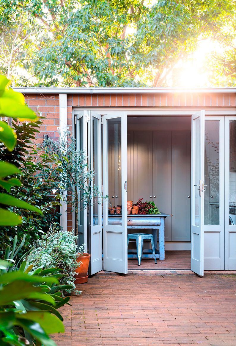 Rear Courtyard to Laundry